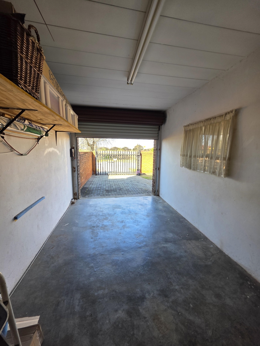 3 Bedroom Property for Sale in Naudeville Free State
